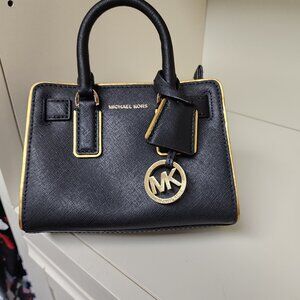 Michael Kors Bag Dillon Satchel Crossbody Extra Small Black Saffiano Leather